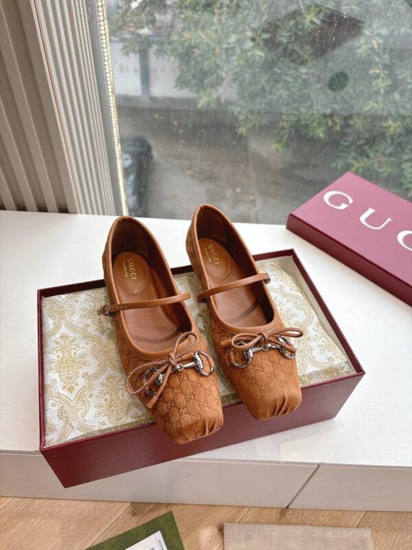 2025 New Gucci Flats